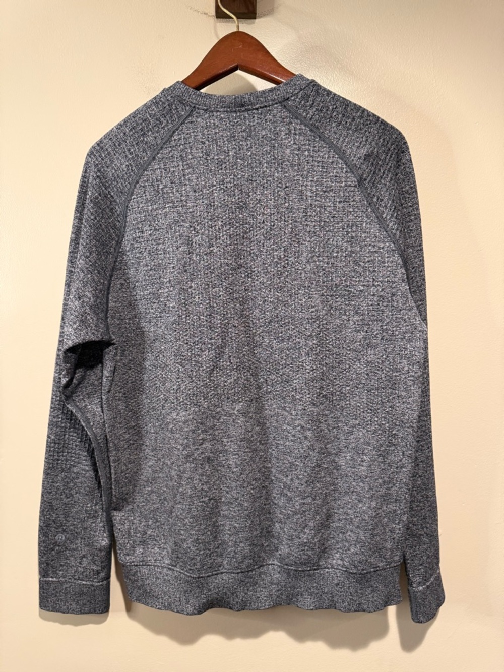 Lululemon Engineered Warmth Long Sleeve Crew Men Large Merino Wool Blend Sweater - Picture 9 of 9